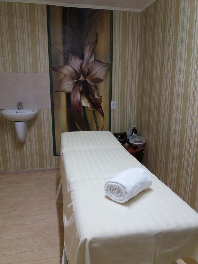 Hotel Stroitel Khisaria Eksteriør bilde